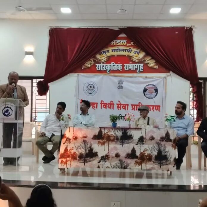 रत्नागिरीत कायदेशीर जनजागृती कार्यक्रम रत्नागिरीत कायदेशीर जनजागृती कार्यक्रम