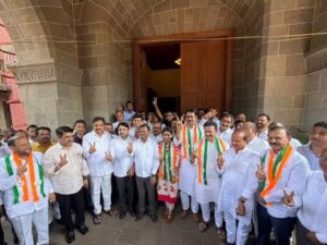 पुणे पदवीधर मतदारसंघातून हर्षदा देशमुख-जाधव,
